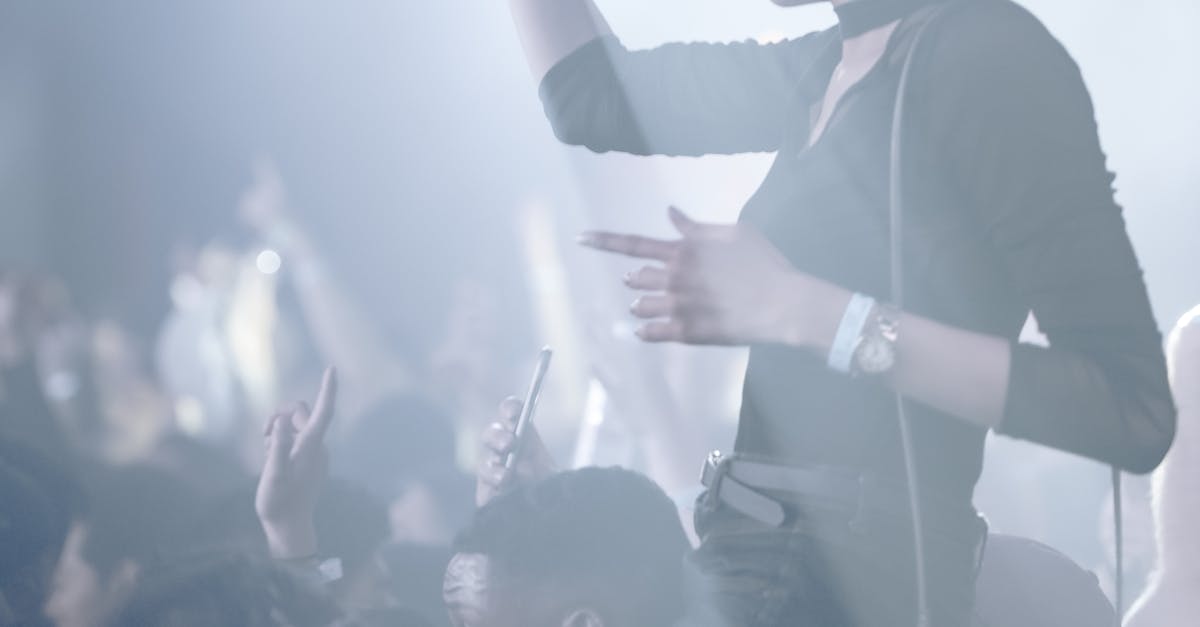 How to Choose the Right Feather Flag for Your Festival