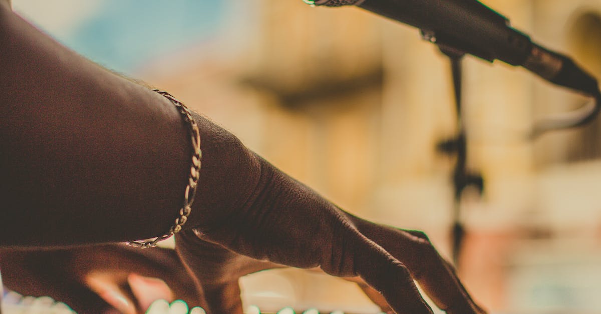 Why Custom Printed Flags are a Must-Have for Branding at Festivals